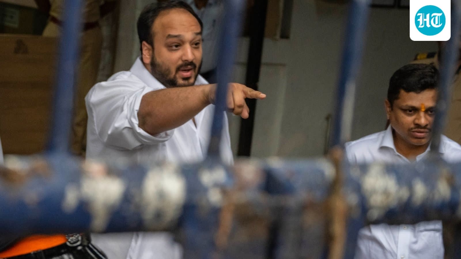 NCP's Zeeshan Siddique gets death threat over phone, lodges complaint with Bandra police station