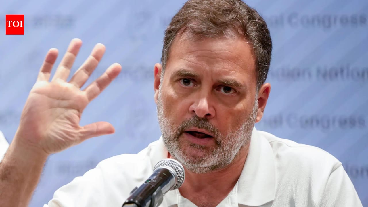 LS panel sends notice to Rahul over 'unparliamentary' remarks against Shah