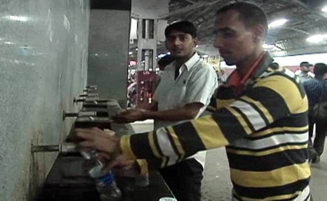 Centre's Auditor CAG Flags E Coli In Drinking Water Across Railway Stations