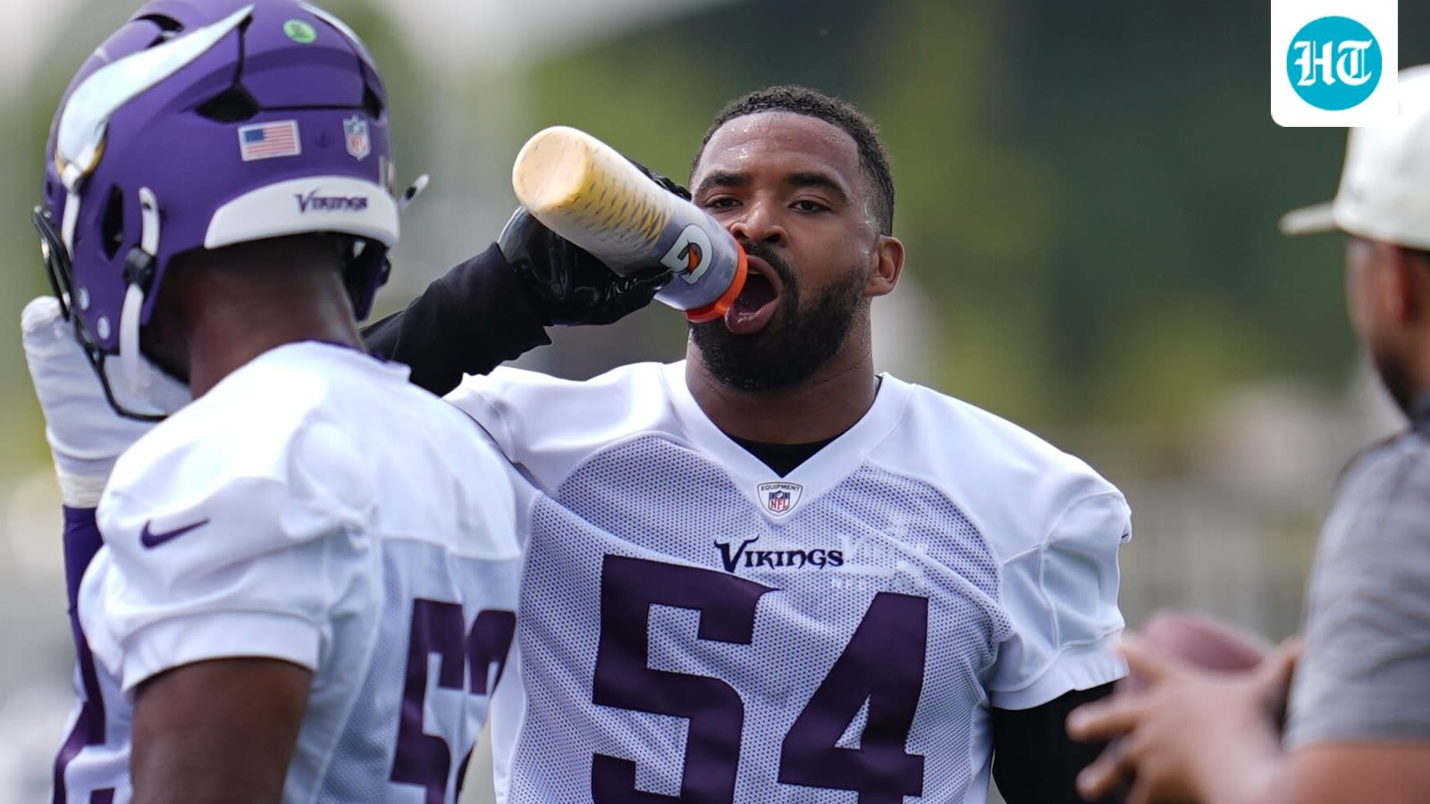 Jamal Adams injury update: What happened to Vikings LB? Coach Kevin O’Connell says 'going to miss him'