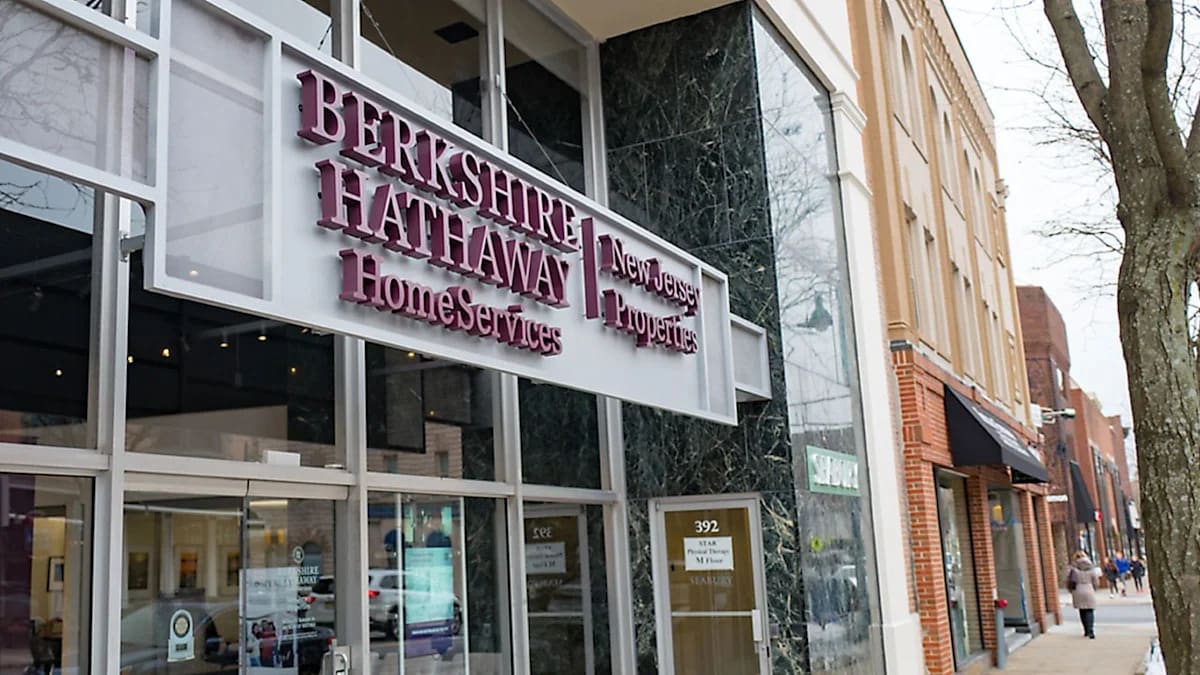 Did Greg Abel Just End Berkshire Hathaway’s (BRK-B) Cash-Hoard Problem?