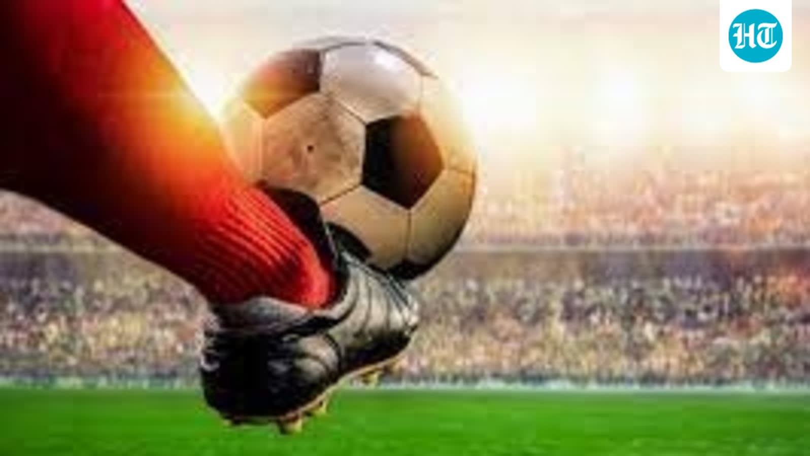 Duran double edges Celtic closer to Champions League