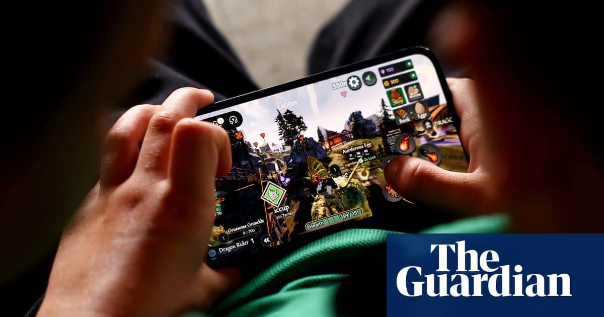Roblox commits to privacy overhaul after eSafety discovers adults can contact children via gaming platform