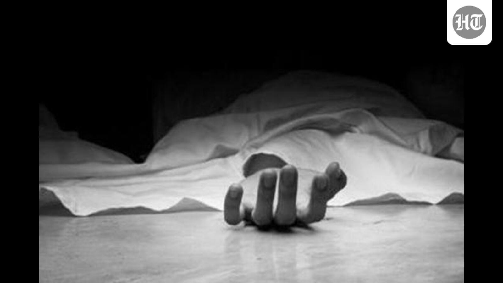 Gurugram: 72-yr-old man dies after jumping in front of moving train
