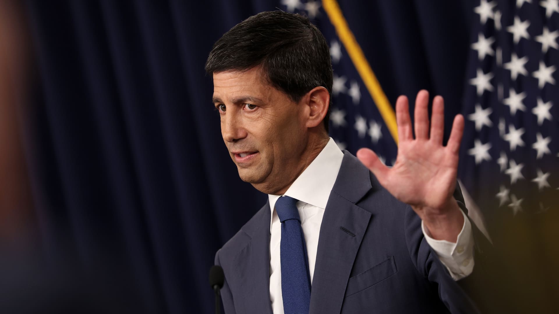 Warsh faces Fed independence test as Bessent moves in on central bank's turf