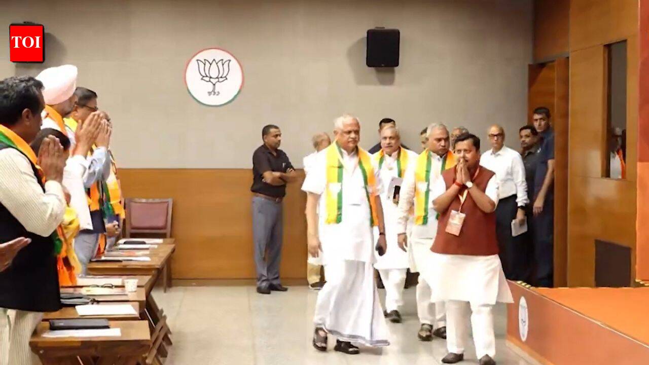 'No compromise': BJP targets Congress over Vande Mataram decision; passes resolution