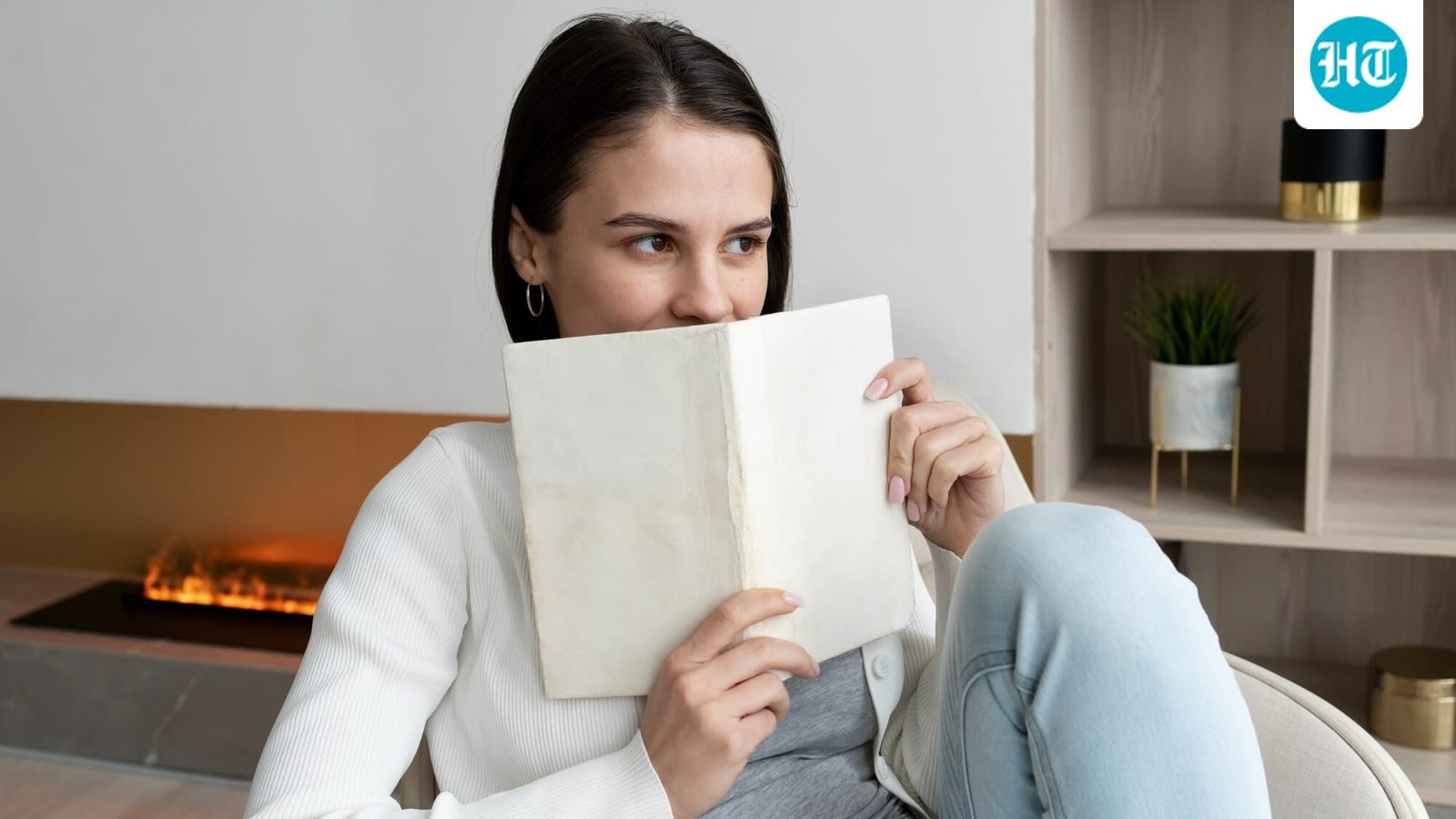 Everyday explained: Why do old books smell so good?