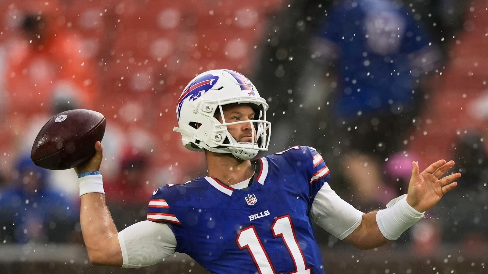 Cleveland weather update: When will Browns vs Bills game start after delay? Live updates from Huntington Bank Field