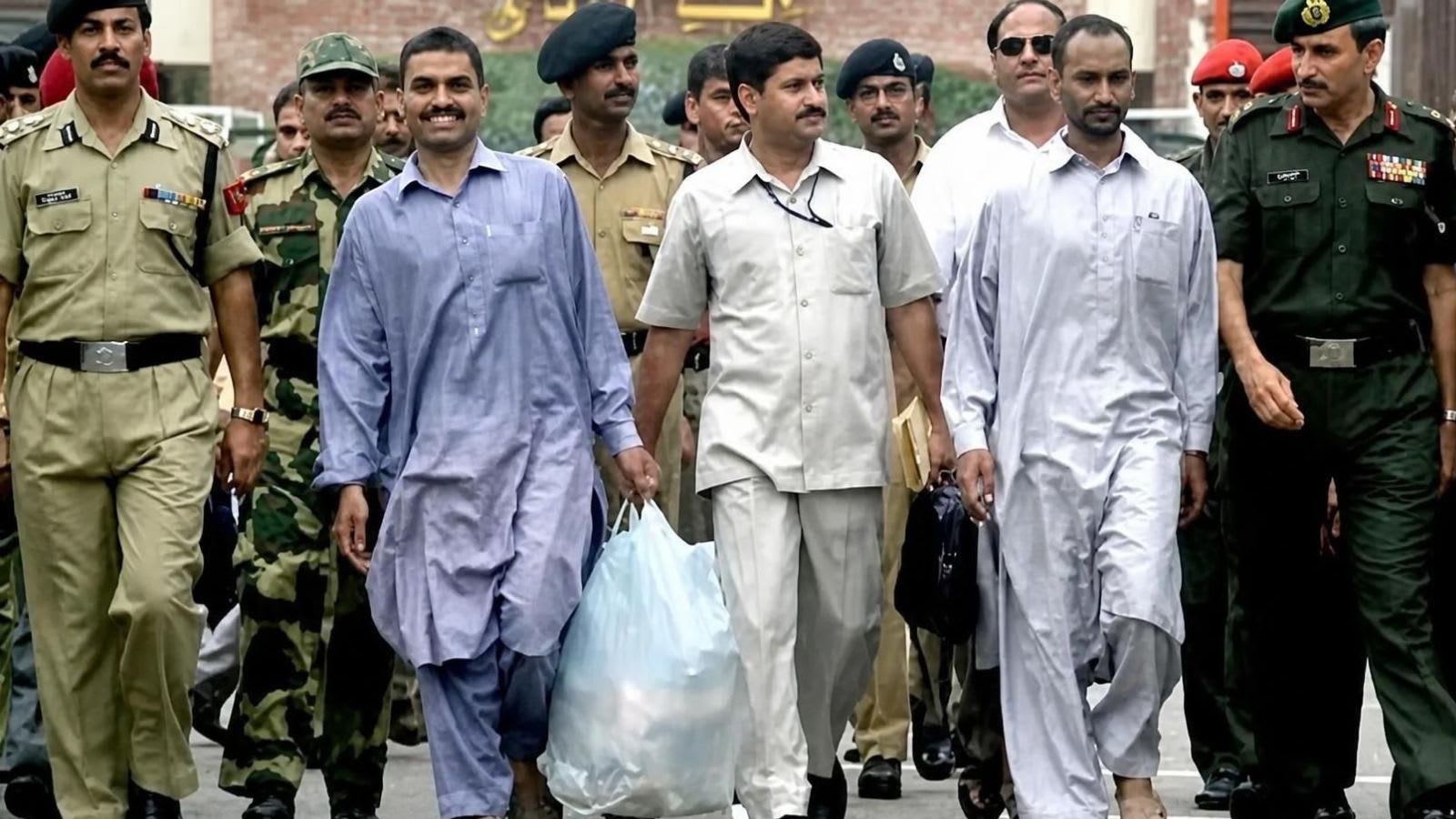 Military Digest | Two forgotten Indian prisoners of war from Kargil conflict