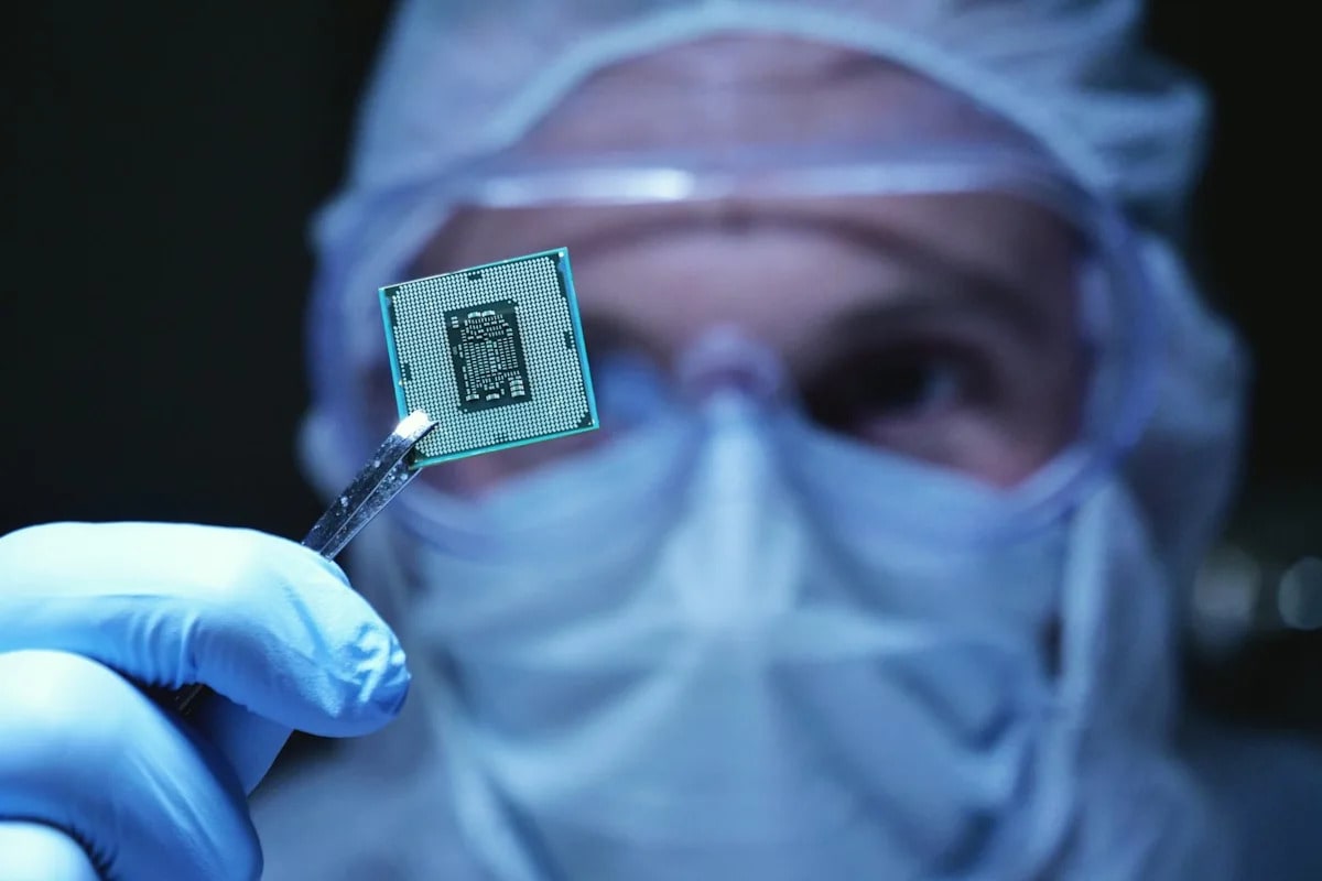 Broadcom vs. Marvell Technology: 1 Critical Metric Decides the Better Custom AI Chip Stock