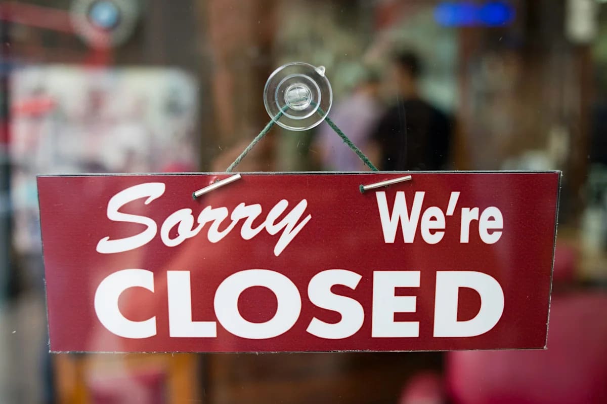 125-year-old mall retail anchor closes discount outlet, cuts 101 jobs