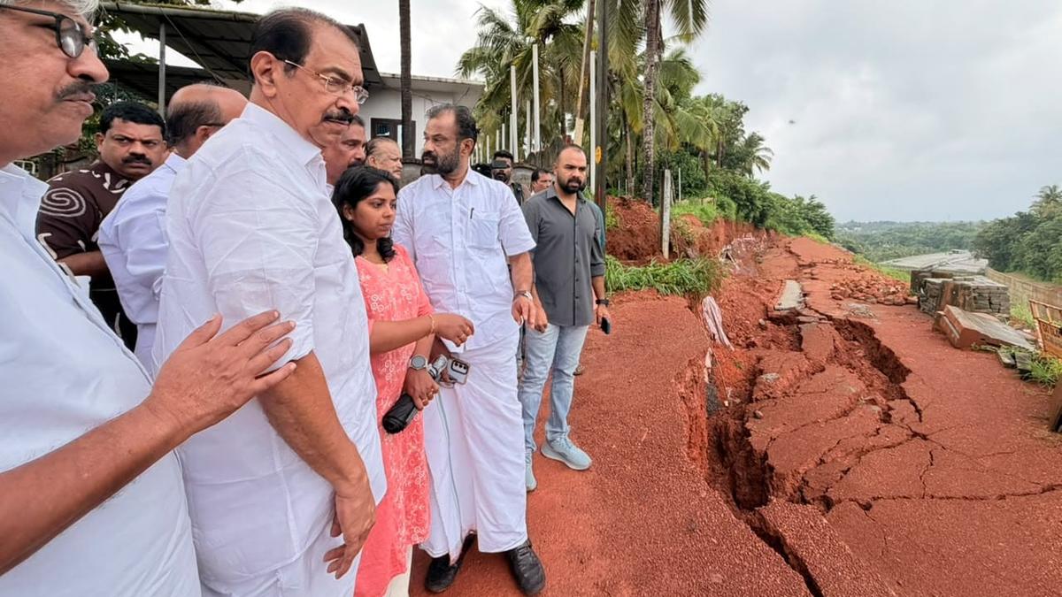 Landslip hits Keralam’s Kannur; traffic to Wayanad disrupted