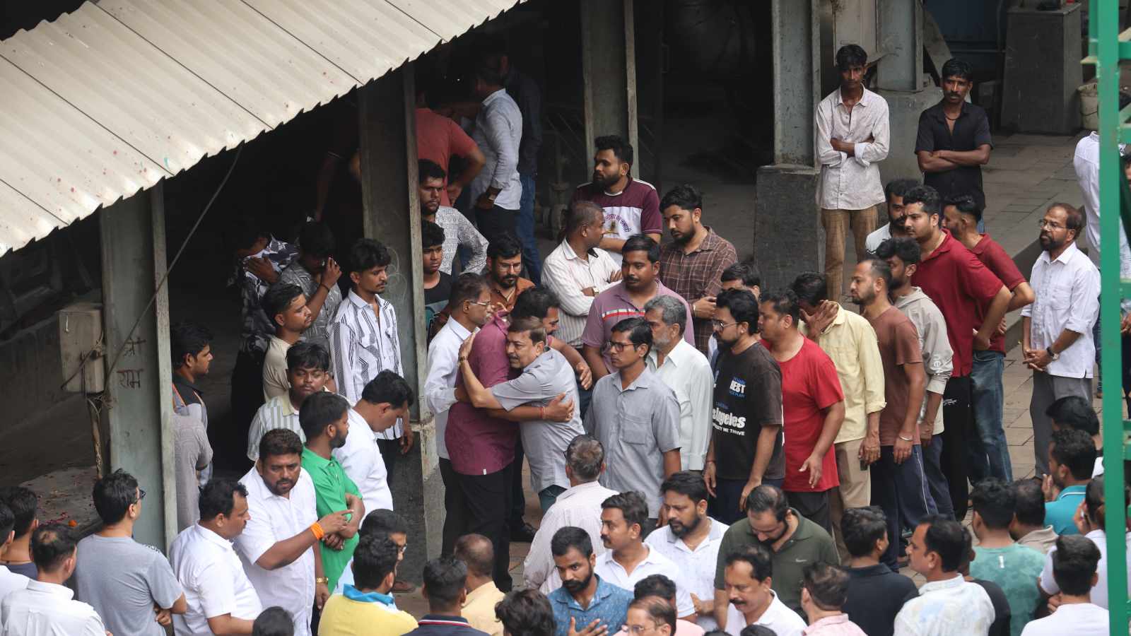 Ganesh idol collapse: Was tragedy avoidable? Wet PoP, loose bolt raise questions