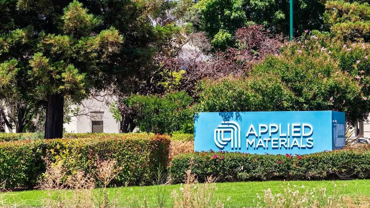 Applied Materials Drops 34%. Here’s Why You Should Buy the Dip in AMAT Stock.