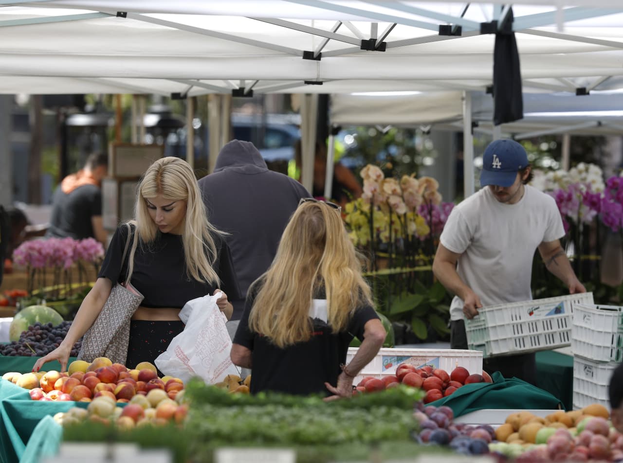 Consumer spending sees the smallest increase in seven months. Is the economy getting weaker?