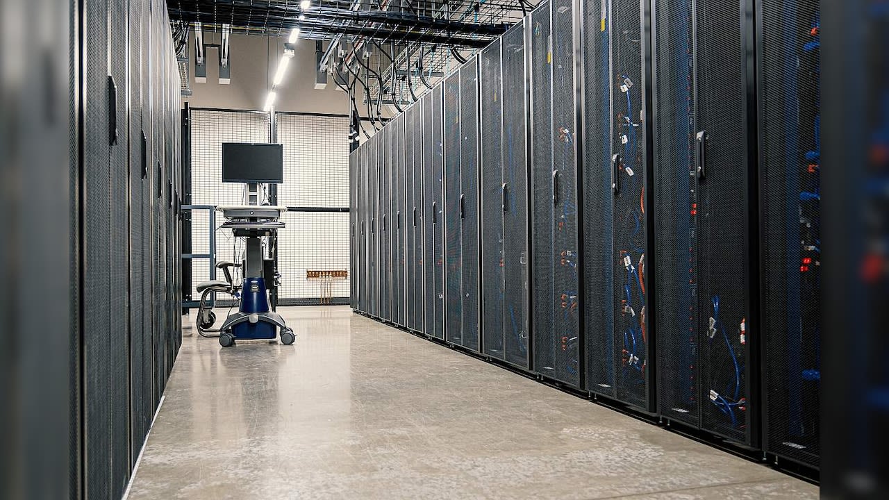 India's Data Centre Boom: $300 Billion Bet, 101 Million Square Feet by 2030