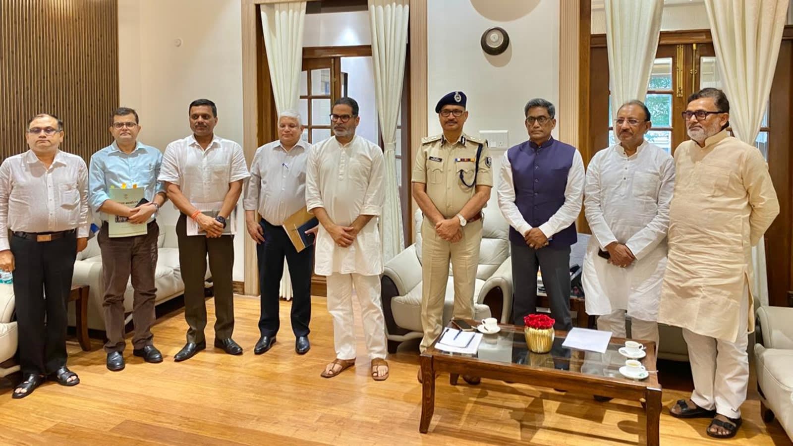 Prashant Kishor’s photo with top Bihar officials speaks a thousand words, prompts Chief Secy response
