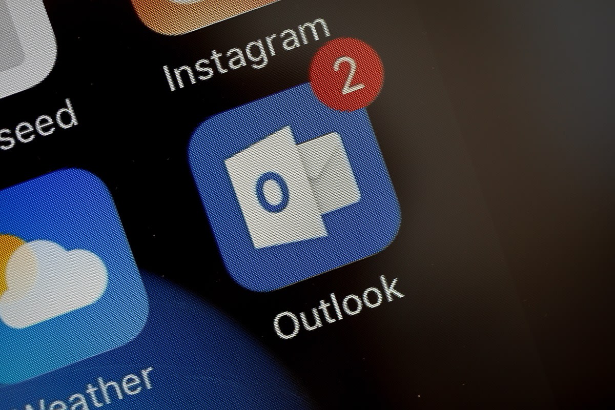 Microsoft tests fix for latest hours-long Outlook outage