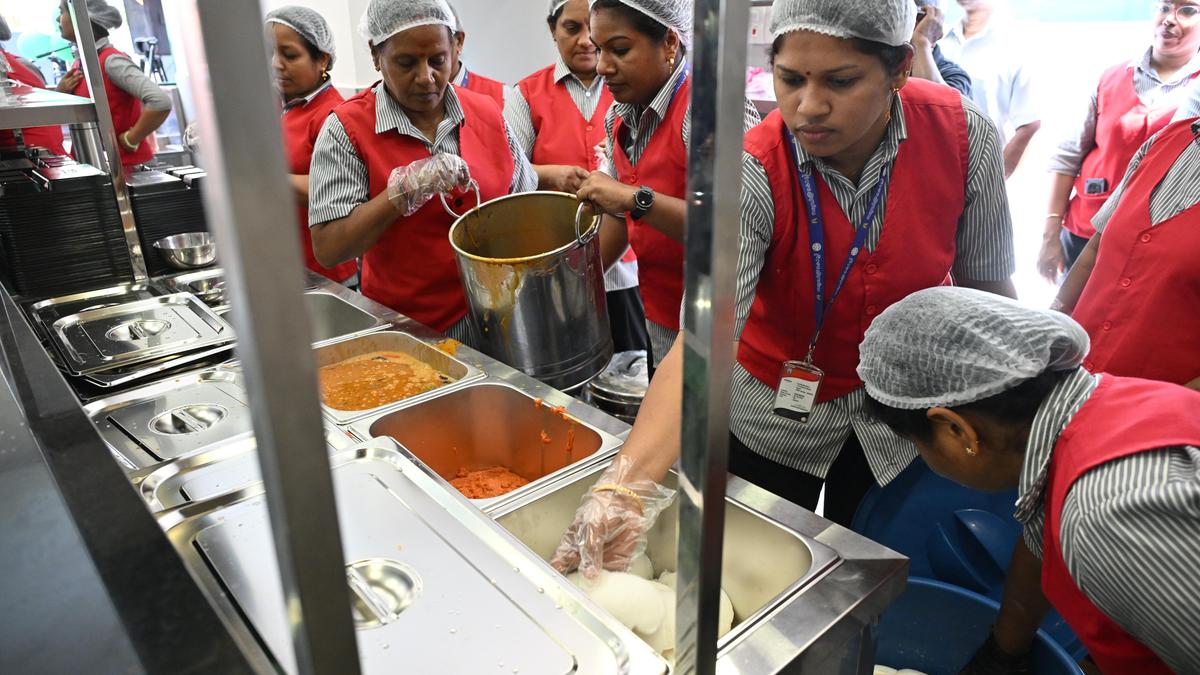 Kochi Corporation in Keralam to pitch expansion of budget Indira Canteen under Central schemes