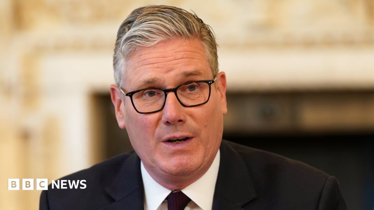 Keir Starmer announces he is standing down as MP