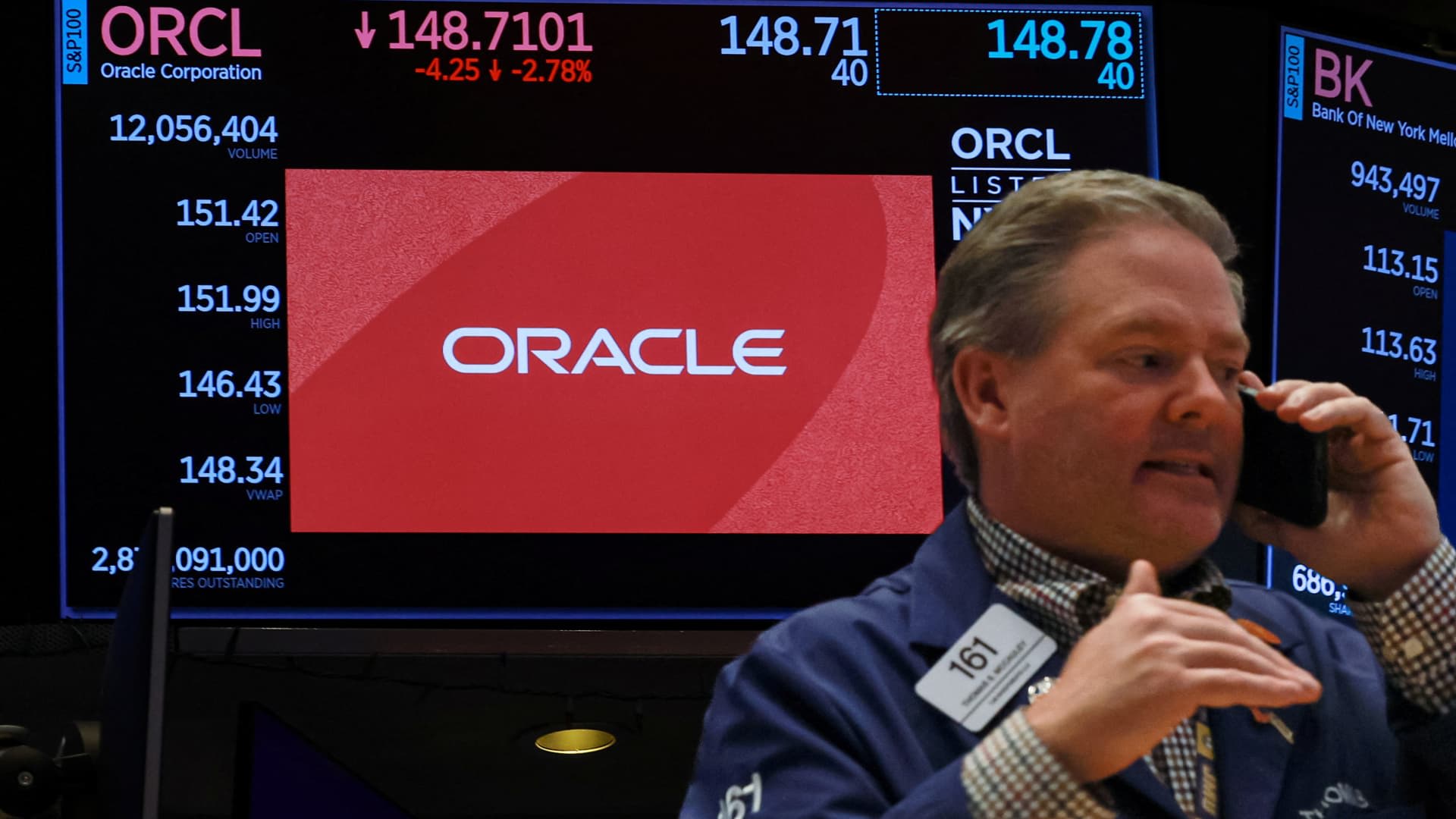 AI trade faces test with next week's Oracle earnings