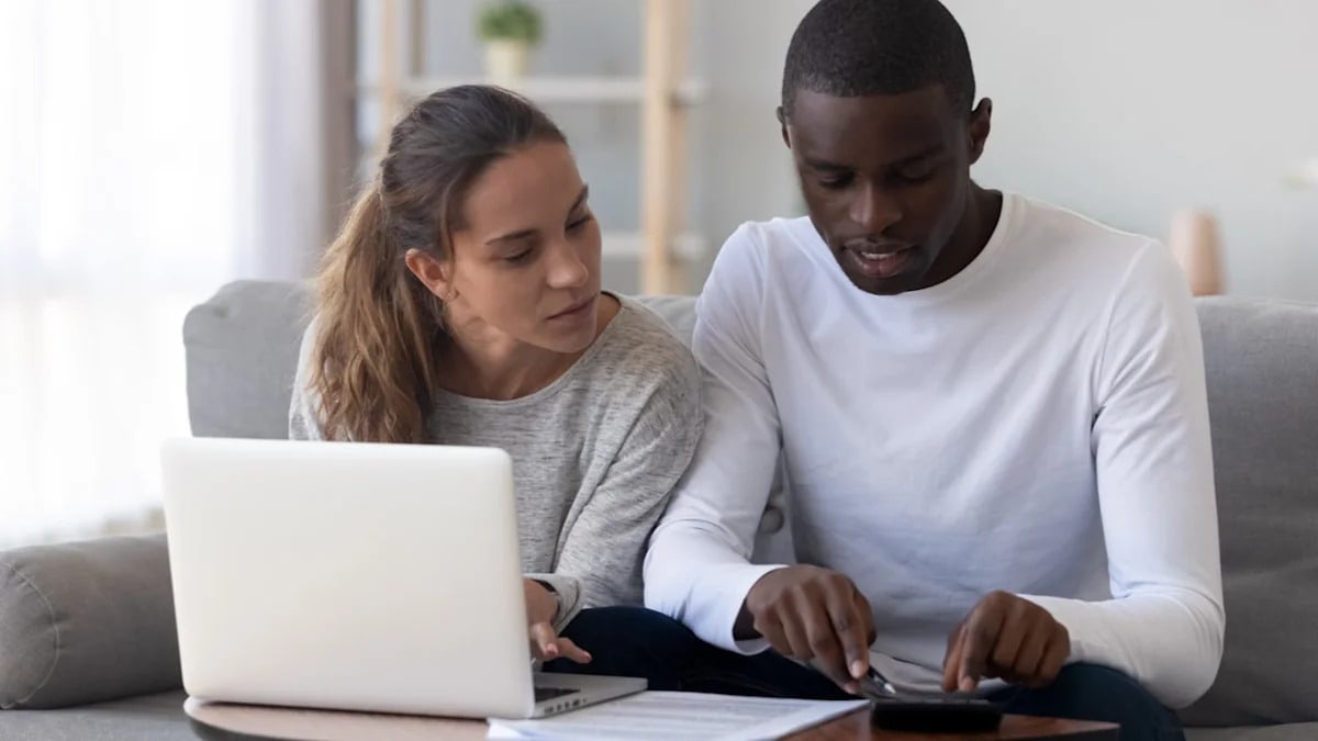 How to compare loan estimates and catch what lenders hope you won’t notice