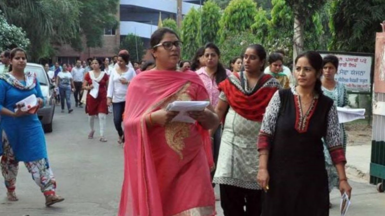 Notice to 450 Bengal BEd colleges over ‘cash for degree’ claims, major lapses flagged, says Minister Jagannath Chattopadhyay