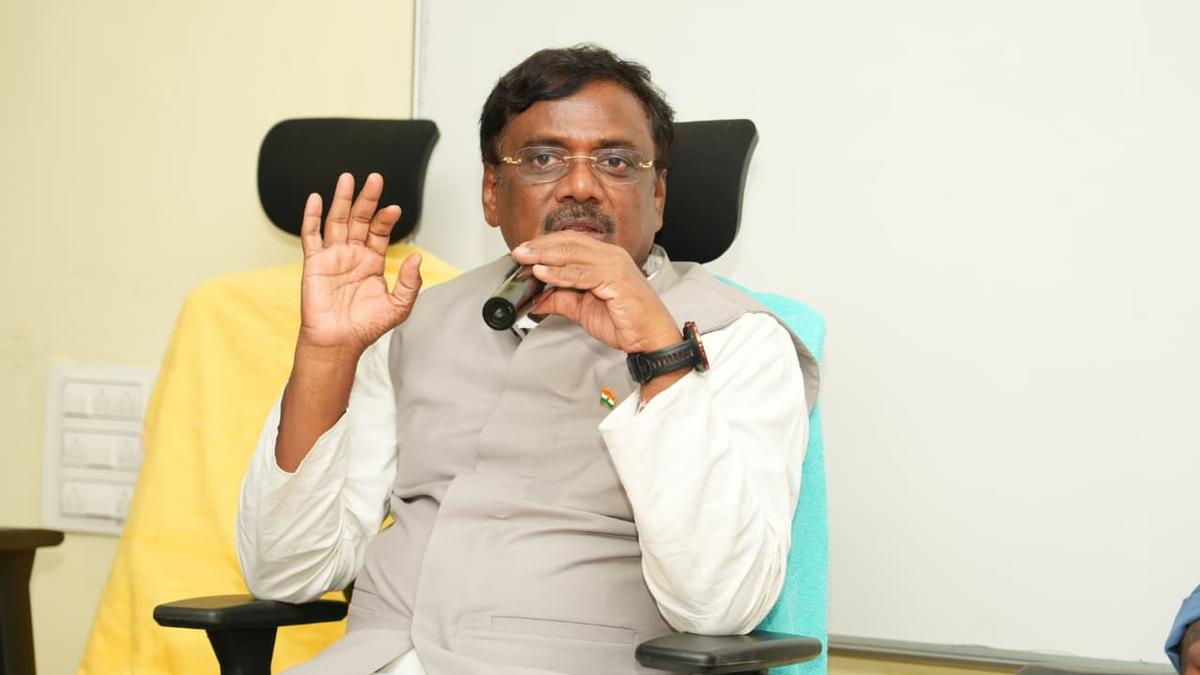 BRS’s sole agenda is to criticise Congress: Vivek