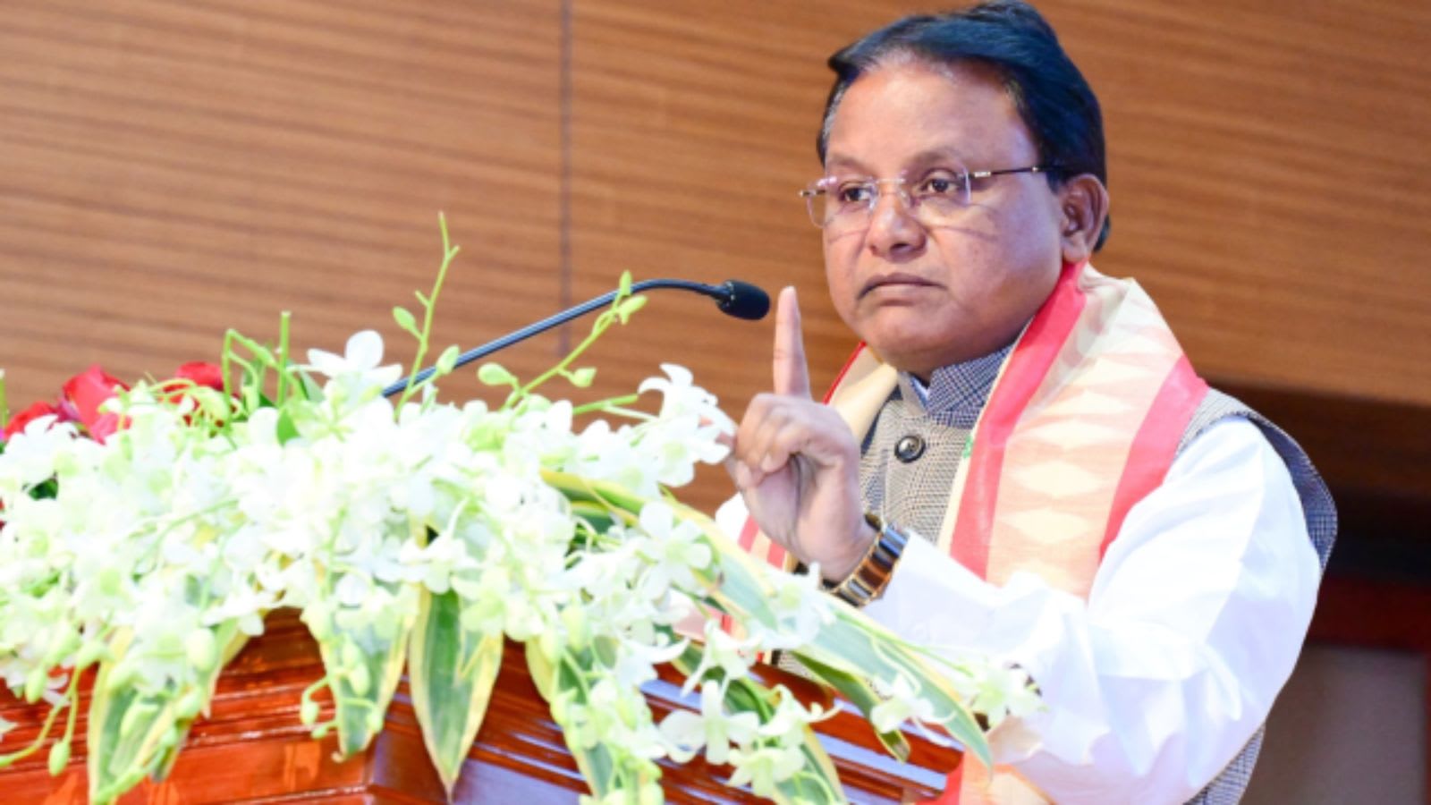 On Teachers’ Day, Odisha CM Majhi tells students: Stay off social media, focus on careers