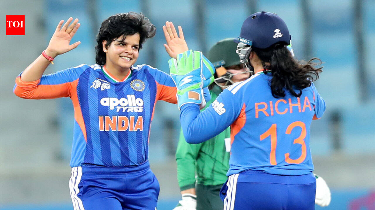 India’s spin chokehold leaves Pak in tatters: 55 all out is their lowest-ever total
