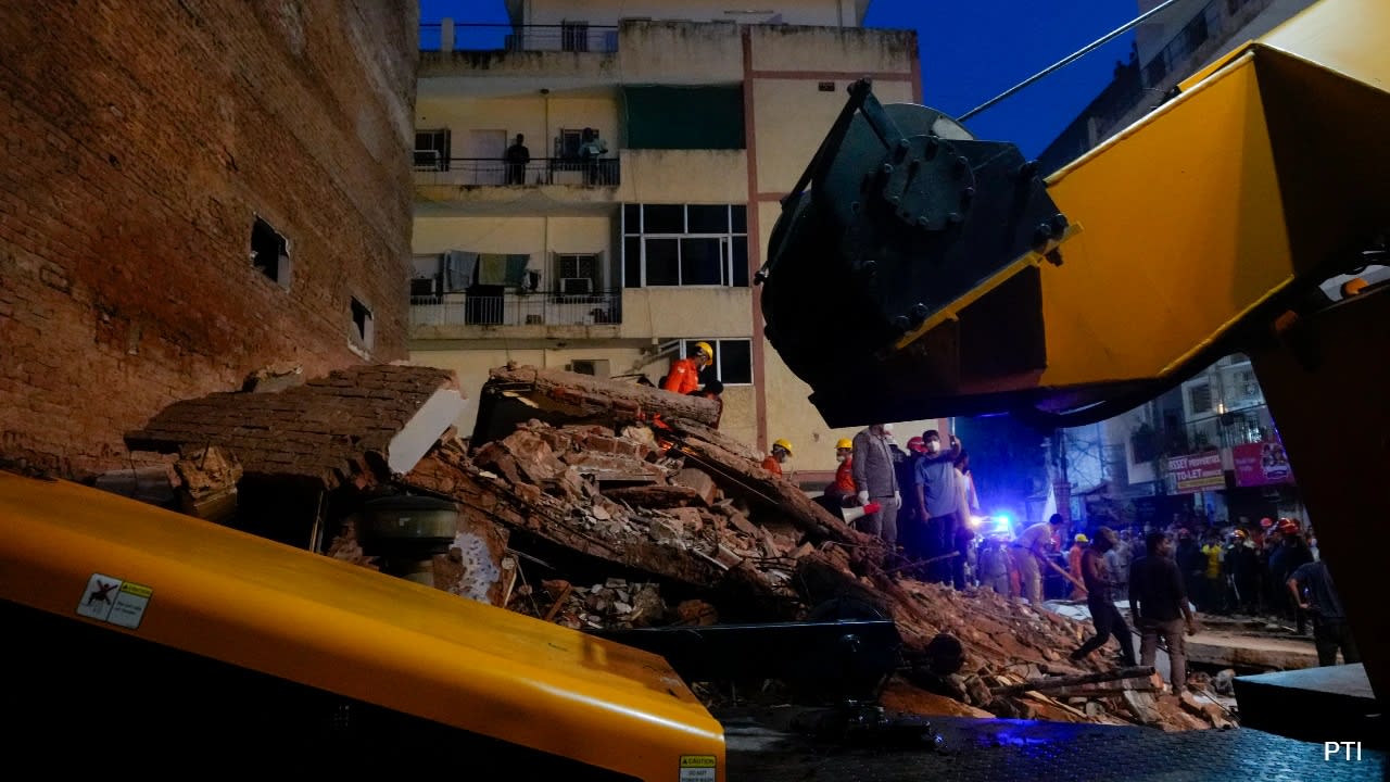 "We Dug Out Friends' Bodies": Students Recall Delhi Building Collapse Horror