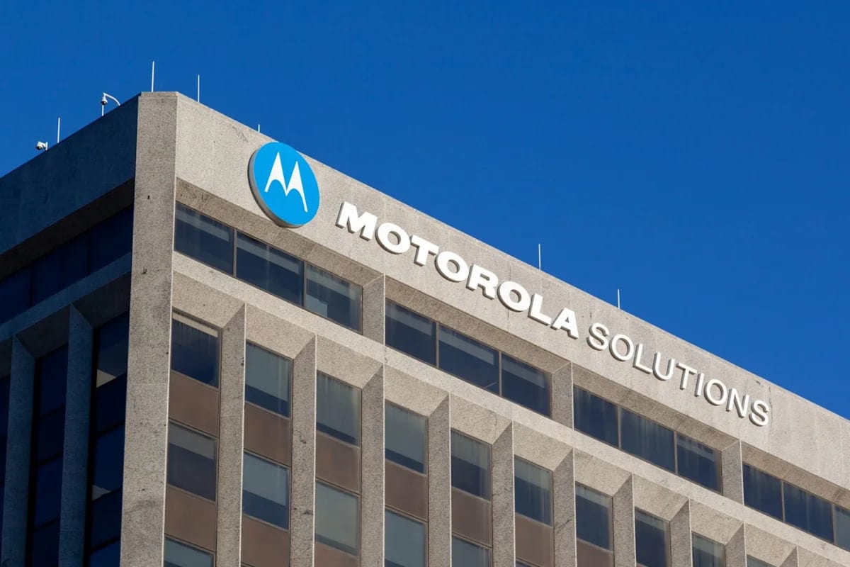 Motorola Solutions Stock: Is MSI Underperforming the Technology Sector?