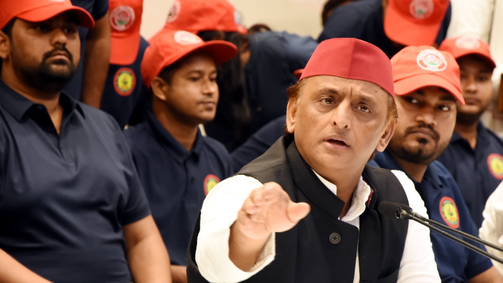 ‘Symbol of revolt against injustice’: Akhilesh Yadav on SP’s student wing getting blue makeover