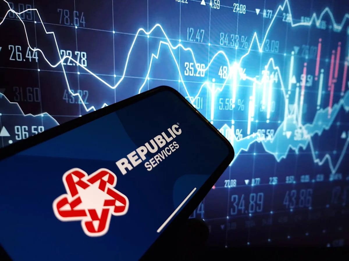 Is Republic Services Stock Underperforming the Nasdaq?