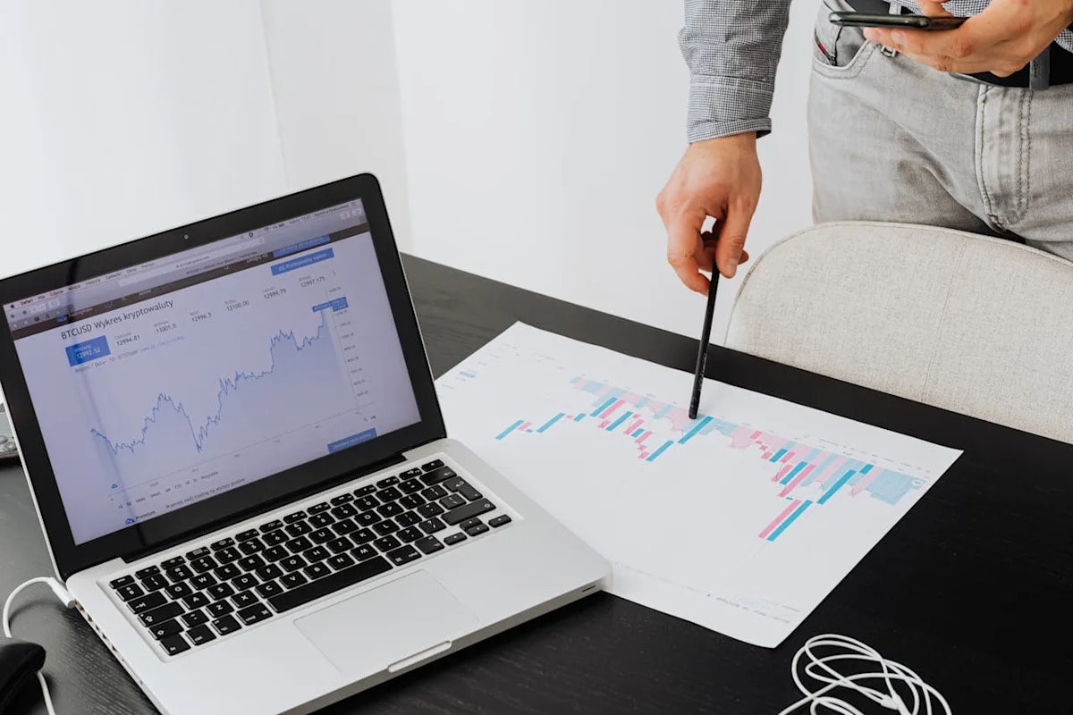 Sirius XM (SIRI) Stock: Deutsche Bank Sees Big Upside, But Risks Remain