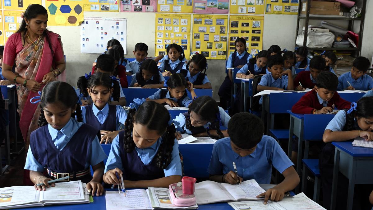 Three-language scheme: Centre raises ‘issue’ in SC over treating English as ‘native’, assures quick action on Class 6 reprieve