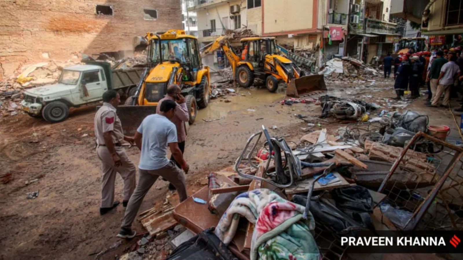 ‘Civic bodies moving in right direction’: Supreme Court won’t disturb HC proceedings over Delhi building collapse