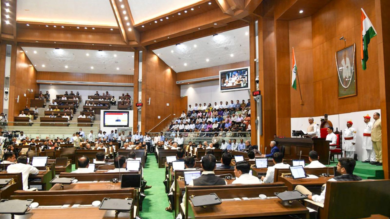 Gujarat Bill seeking to bring private aided schools under scope of Education Act passed