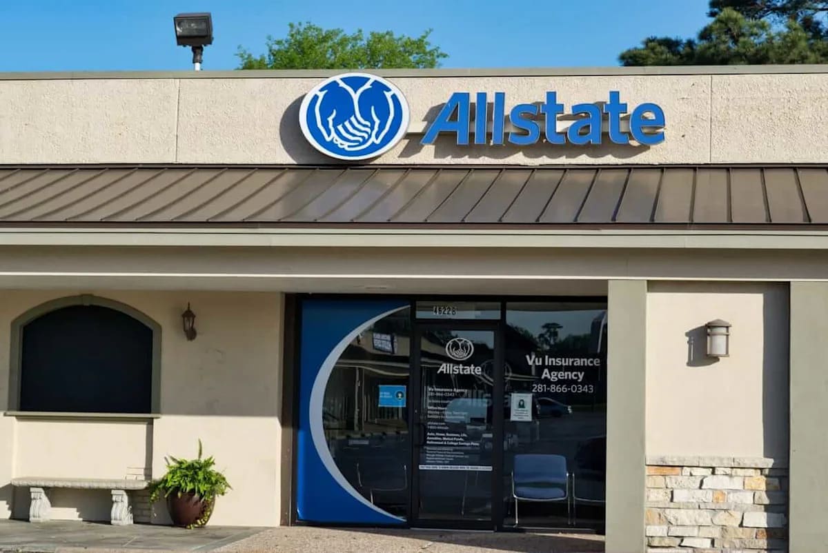 Is Allstate Corporation Stock Outperforming the S&P 500?