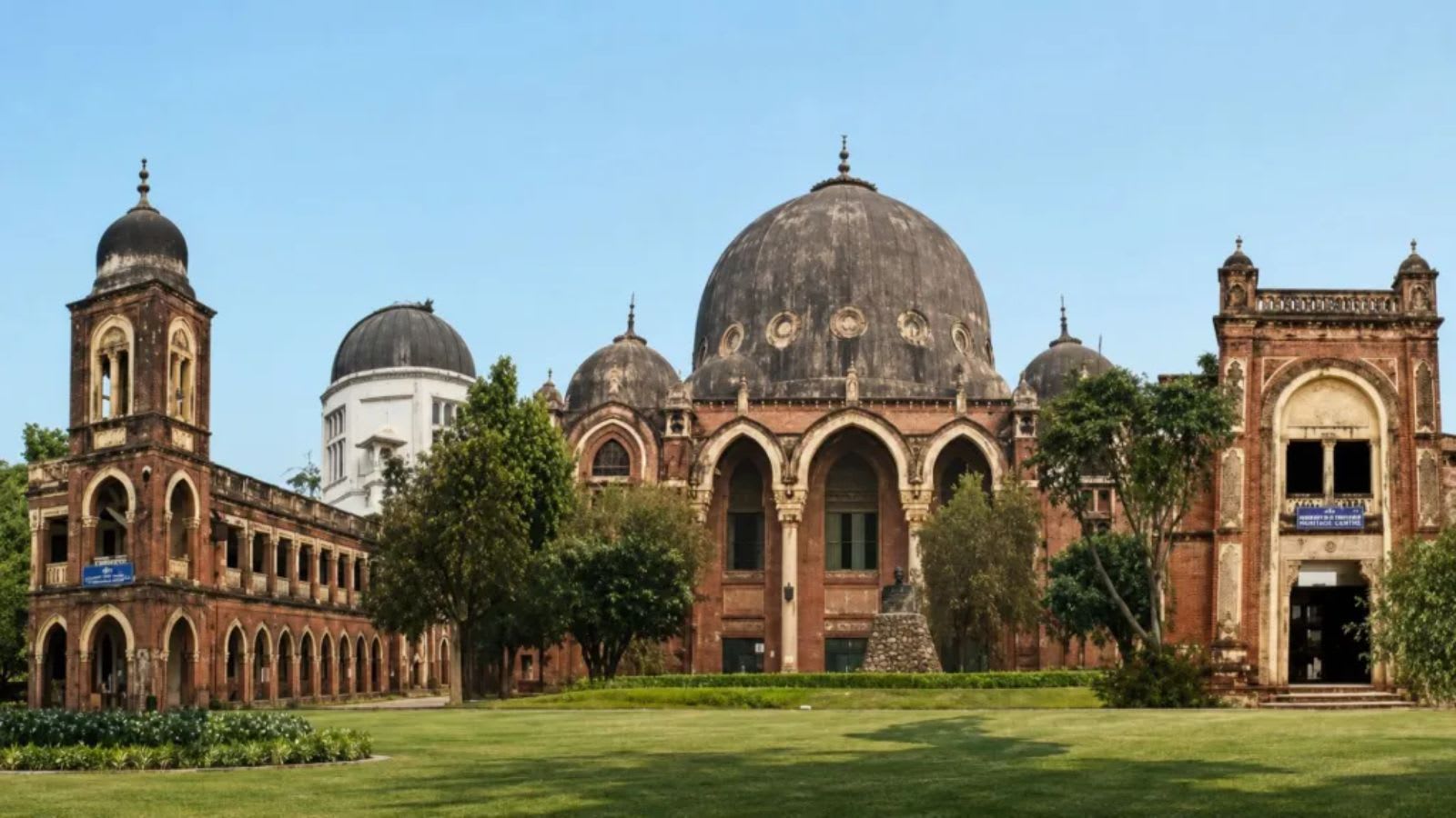 ‘On-campus religiosity on the rise’: Gujarat university professor writes to V-C seeking ban on pujas