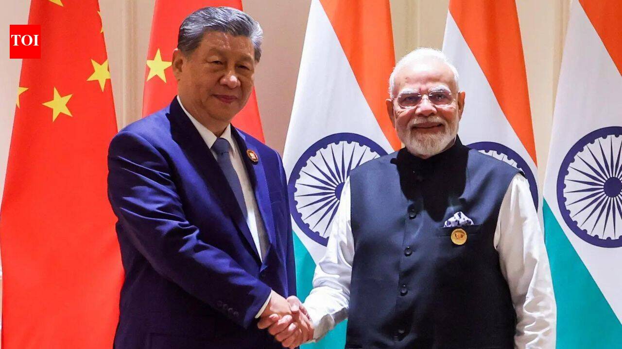 'Is it okay?' PM Modi pauses speech as Xi appears uncomfortable - video