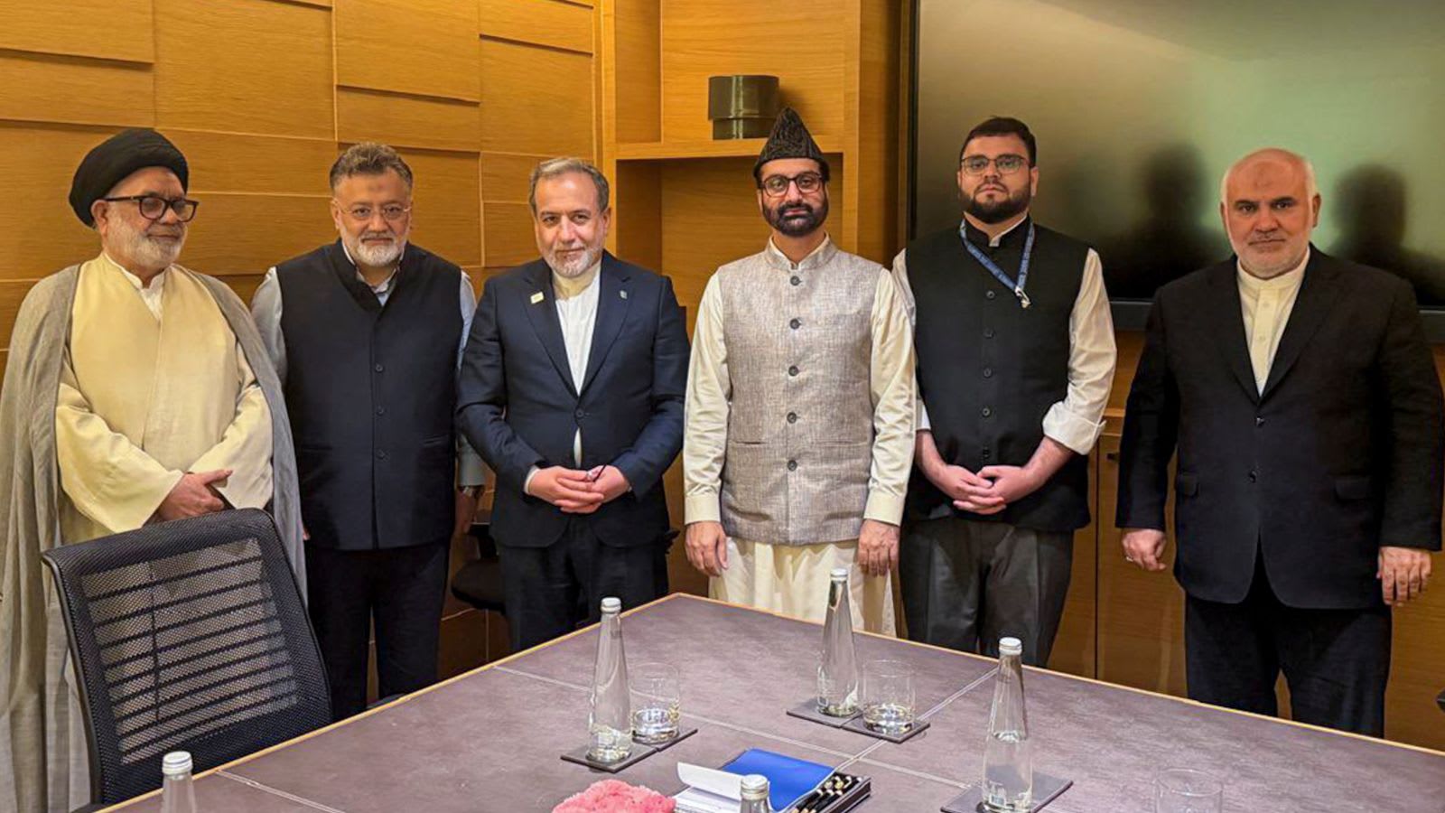 On BRICS sidelines, Mirwaiz meets Iran’s Araghchi, writes to Pezeshkian