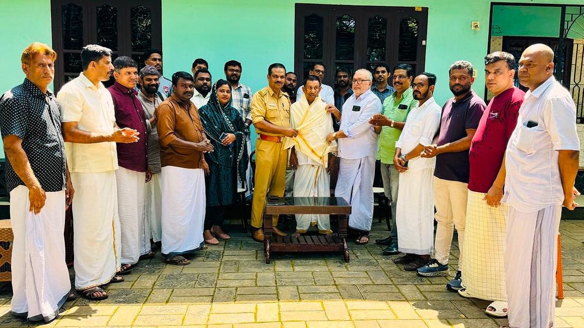 Honour for man who drove Tirur’s last bullock cart
