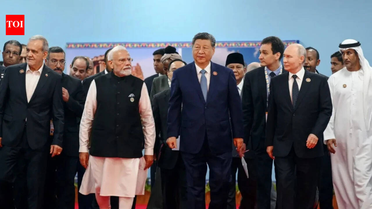 India builds Brics without breaking up with US