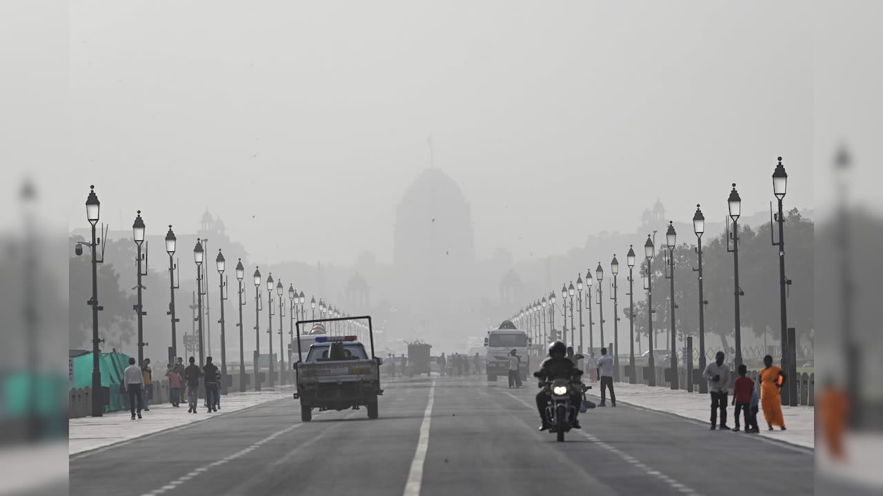 Delhi Records Coldest October Morning So Far, Air Quality May Worsen