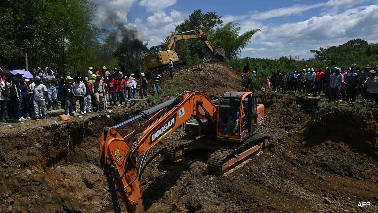 14 Killed In Landslide At Illegal Gold Mine In Colombia