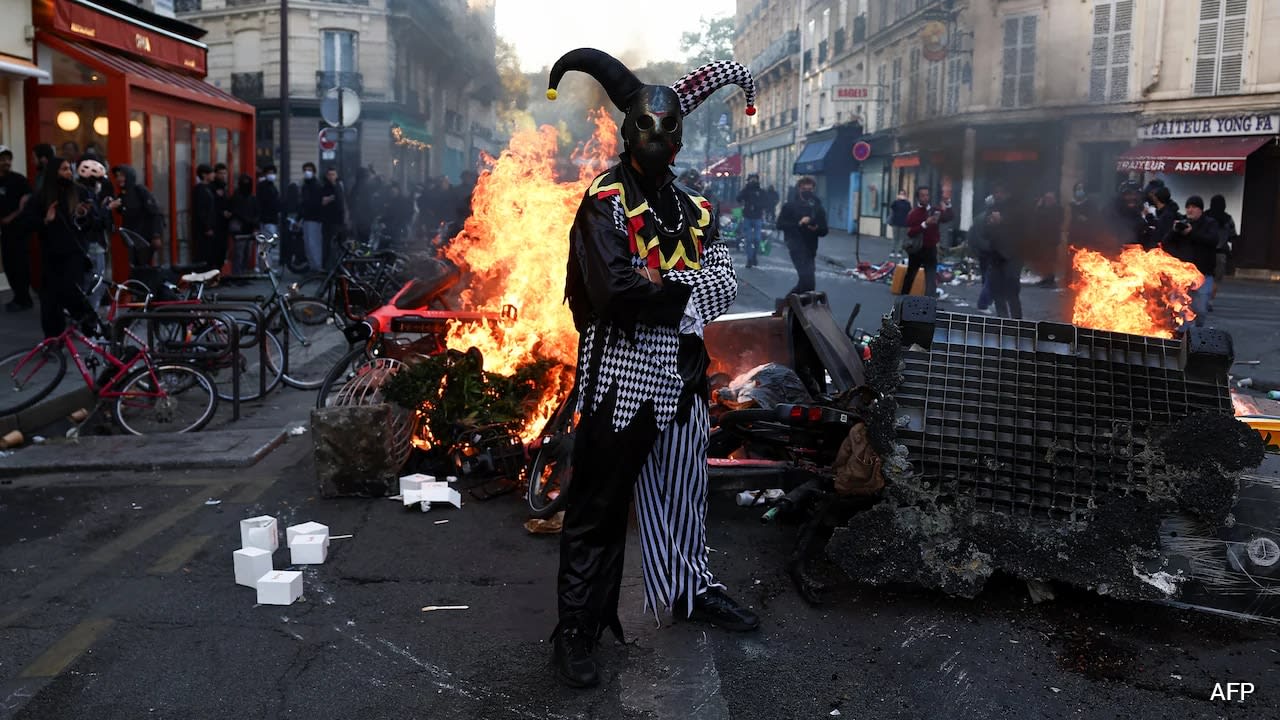 The Real Story Of France's Unrest Is Getting Lost In A Storm Of Online Lies