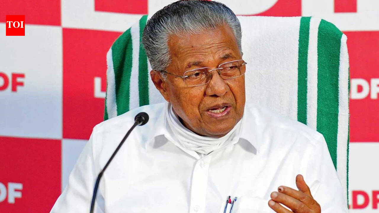 SC stays probe against Vijayan & kin for a week to enable him to move high court