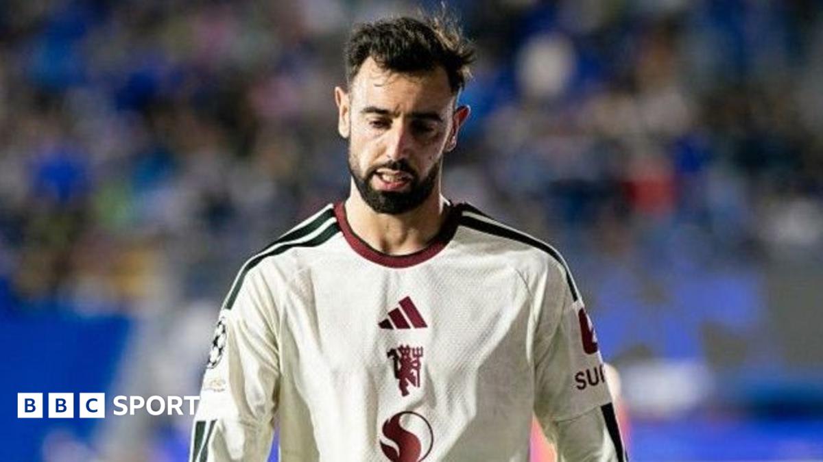 Fernandes rounds on Carrick after Man Utd humiliation