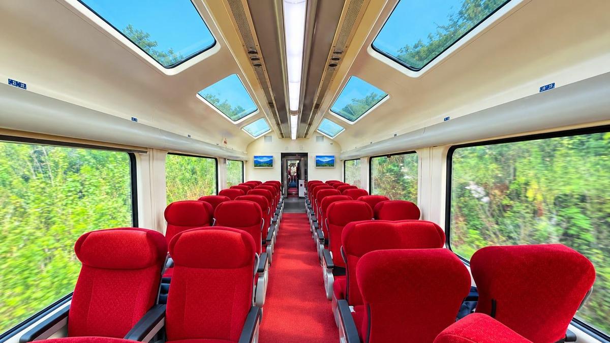 UDF MPs in Keralam clash over Vistadome coach credit for Madurai-Guruvayur Express